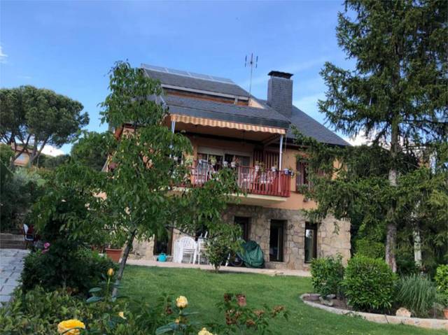 Casa-chalet en Alquiler en Soto del Real