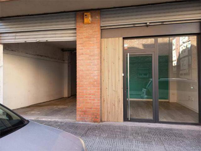 Local comercial en Alquiler en Àger