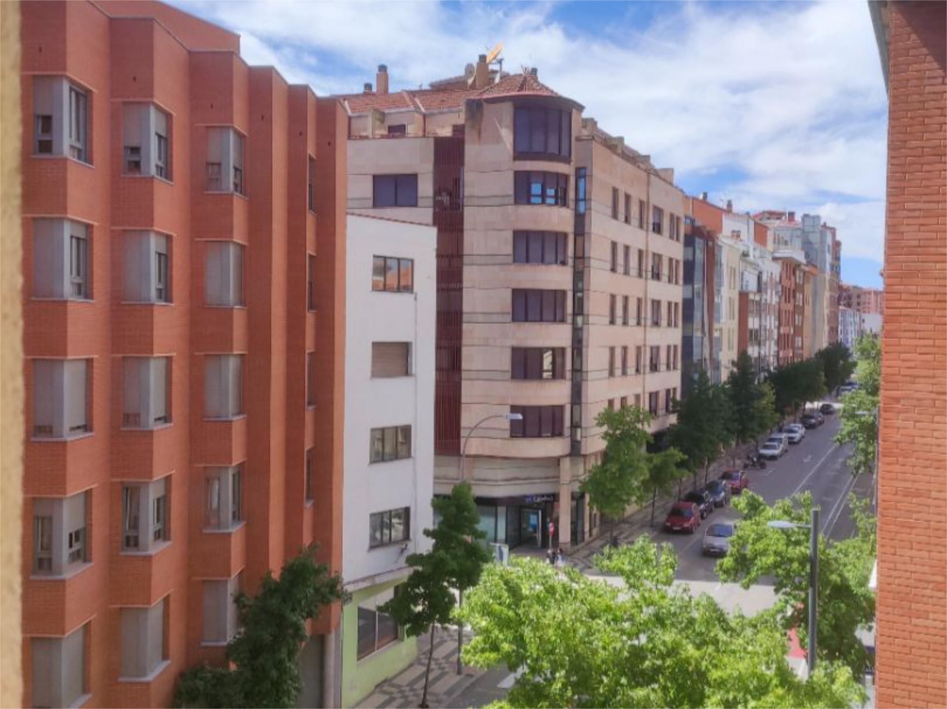 Vista exterior de Pis per a compartir en Soria Capital 