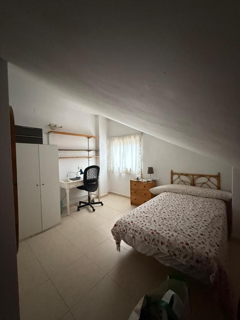 Attic to share in Centro Bedroom of Attic to share in Alhaurín El Grande with Air Conditioner, Heating and Terrace