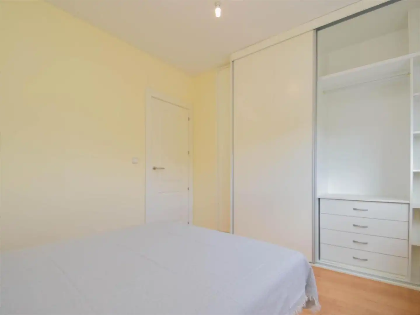 Wohnung zum Verkauf in Calle las Orquídeas, 21, Maracena Schlafzimmer von Wohnung zum Verkauf in Maracena mit Heizung, Parkett und Terrasse