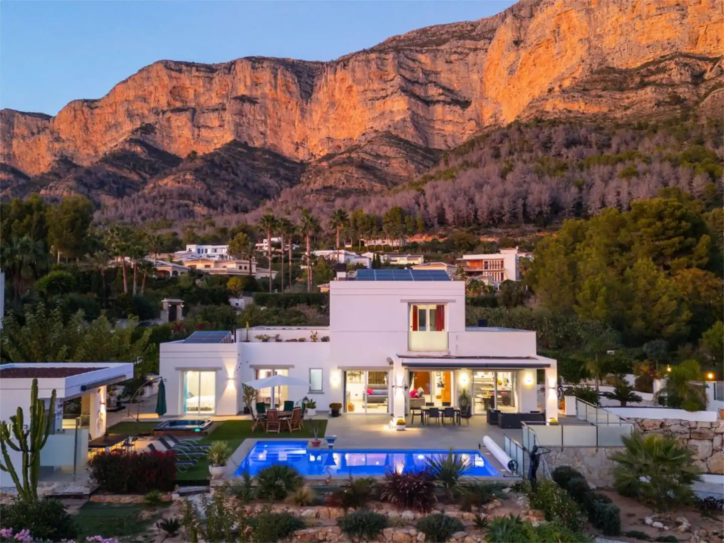 Houses for sale in Carrer del Tarrac, 5, Montgó - Ermita Exterior view of Houses for sale in Jávea / Xàbia with Air Conditioner, Heating and Private garden