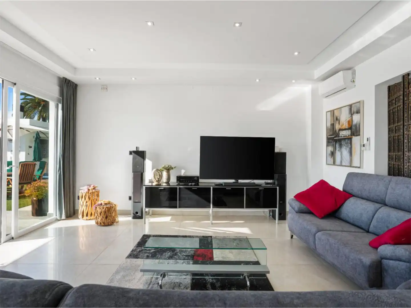 Houses for sale in Carrer del Tarrac, 5, Montgó - Ermita Living room of Houses for sale in Jávea / Xàbia with Air Conditioner, Heating and Private garden