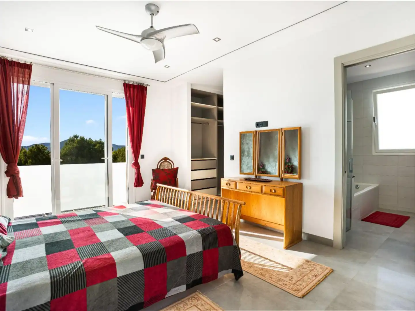 Houses for sale in Carrer del Tarrac, 5, Montgó - Ermita Bedroom of Houses for sale in Jávea / Xàbia with Air Conditioner, Heating and Private garden