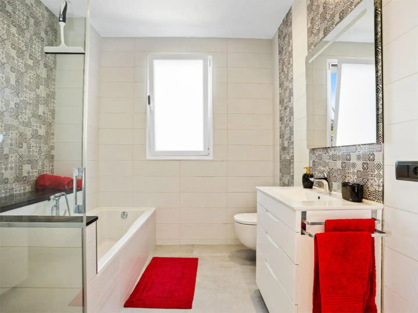 Houses for sale in Carrer del Tarrac, 5, Montgó - Ermita Bathroom of Houses for sale in Jávea / Xàbia with Air Conditioner, Heating and Private garden
