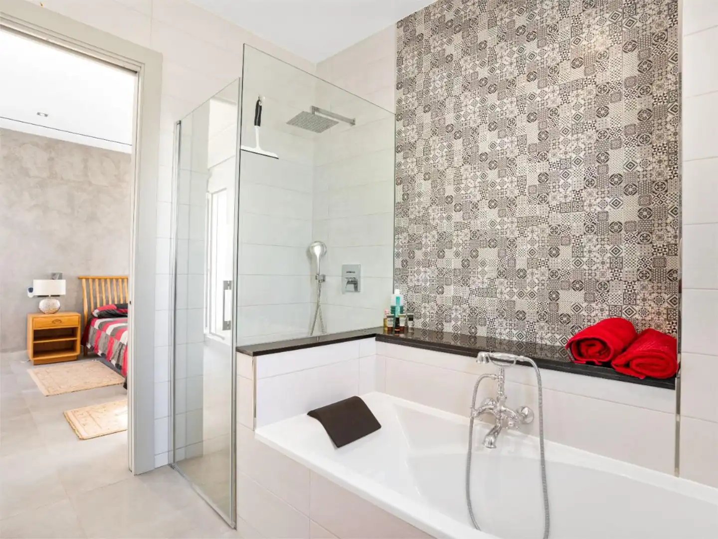 Houses for sale in Carrer del Tarrac, 5, Montgó - Ermita Bathroom of Houses for sale in Jávea / Xàbia with Air Conditioner, Heating and Private garden