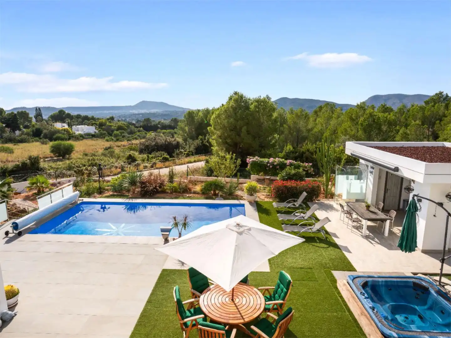 Houses for sale in Carrer del Tarrac, 5, Montgó - Ermita Garden of Houses for sale in Jávea / Xàbia with Air Conditioner, Heating and Private garden