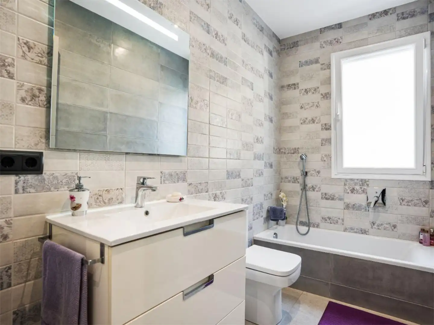 Houses for sale in Carrer del Tarrac, 5, Montgó - Ermita Bathroom of Houses for sale in Jávea / Xàbia with Air Conditioner, Heating and Private garden