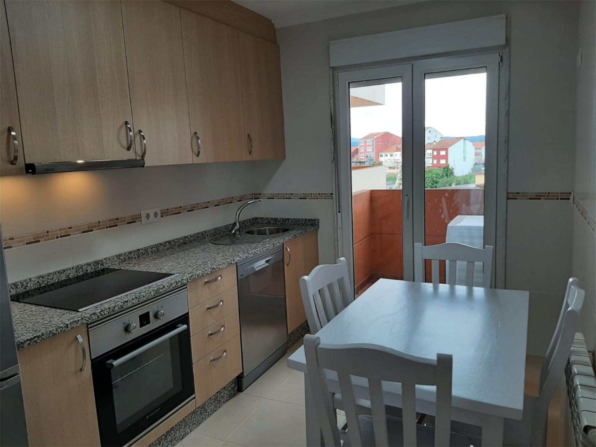 Kitchen of Flat to rent in Monforte de Lemos  with Heating, Private garden and Parquet flooring