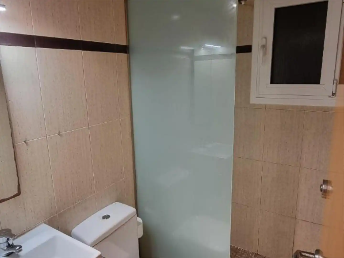 Piso en venta en Carrer de Mossèn Jacint Verdaguer, 170, Vinyets - Molí Vell Baño de Piso en venta en Sant Boi de Llobregat con Aire acondicionado y Balcón