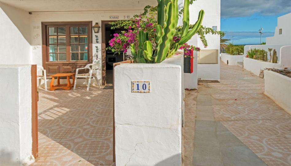 Apartment for sale in Avenida de las Playas, 28, Puerto del Carmen, Las Palmas - image 1 Photo 1 of Apartment for sale in Avenida de las Playas, 28, Puerto del Carmen, Las Palmas