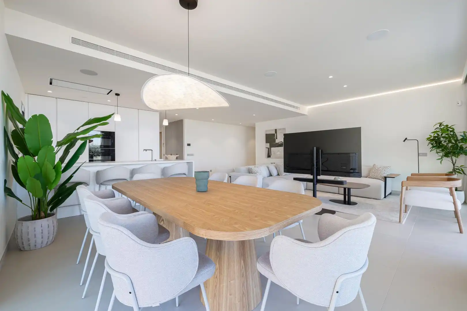 Planta baja en venta en Calle Sierra Nevada, 5, Las Gaviotas - Carvajal Comedor de Planta baja en venta en Fuengirola con Piscina