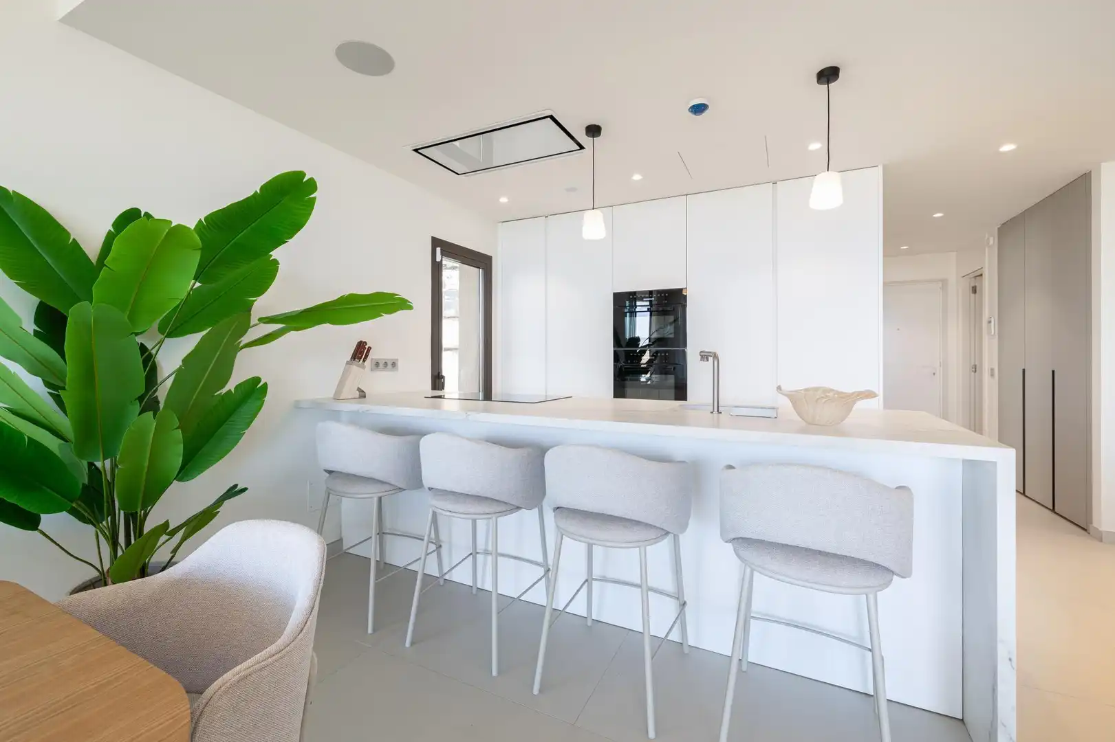 Planta baja en venta en Calle Sierra Nevada, 5, Las Gaviotas - Carvajal Cocina de Planta baja en venta en Fuengirola con Piscina