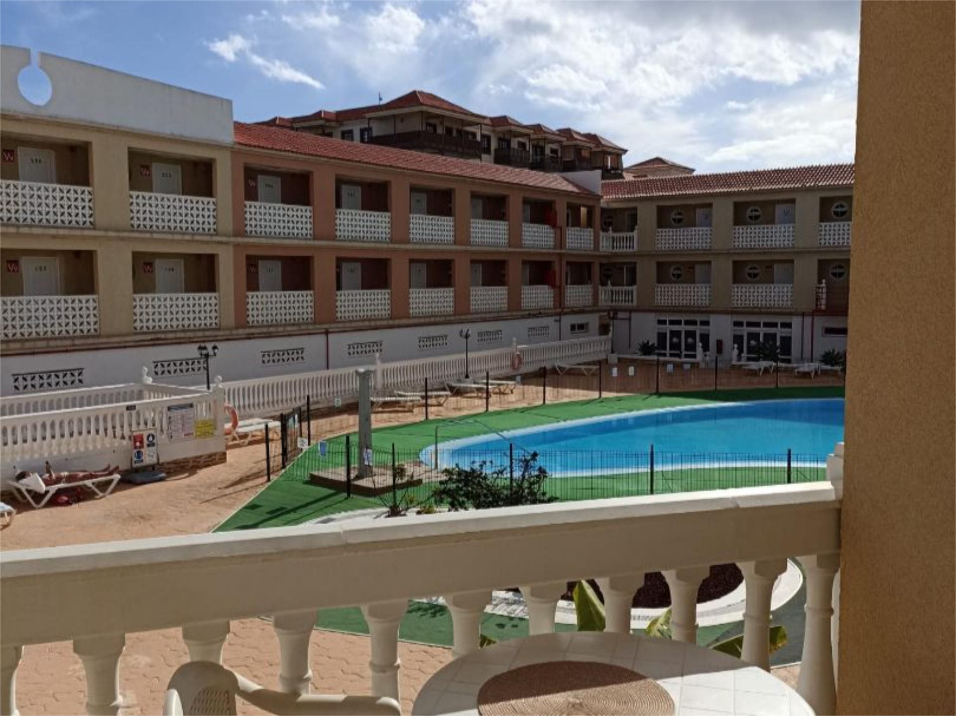 Apartament en venda a Calle de la Te, 1, Costa del Silencio Piscina de Apartament en venda en Arona amb Piscina i Balcó