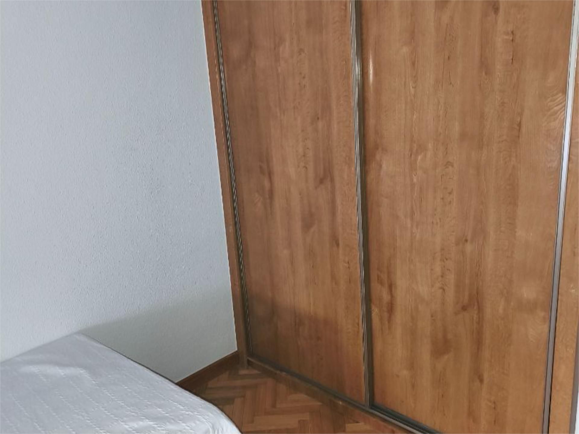 Bedroom of Flat to share in Majadahonda  with Heating, Parquet flooring and Terrace