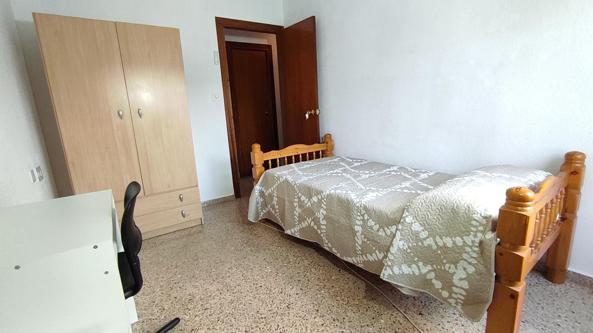 Pis per a compartir a Avinguda de Jacinto Benavente, 10, Pueblo Dormitori de Pis per a compartir en Benicarló amb Terrassa, Moblat i Forn