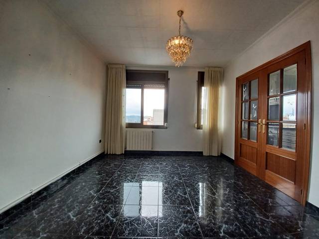 Piso en Venta en Carrer de la Mare de Déu del Carme, 86 en Ca n'Anglada