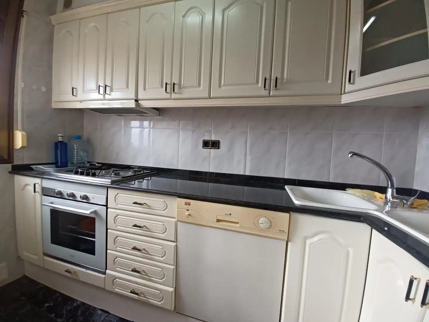 Piso en venta en Carrer de la Mare de Déu del Carme, 86, Ca n'Anglada Cocina de Piso en venta en Terrassa con Aire acondicionado, Calefacción y Terraza