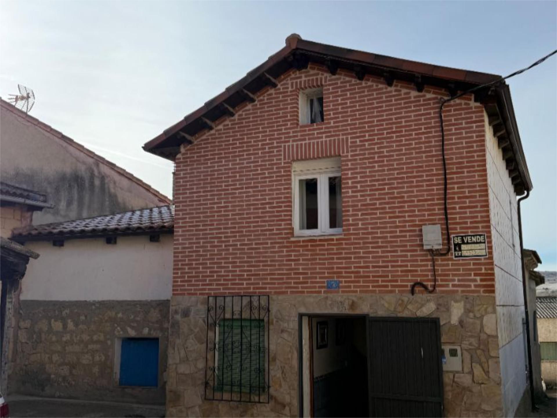 Exterior view of Country house for sale in Revilla Vallejera  with Storage room and Furnished