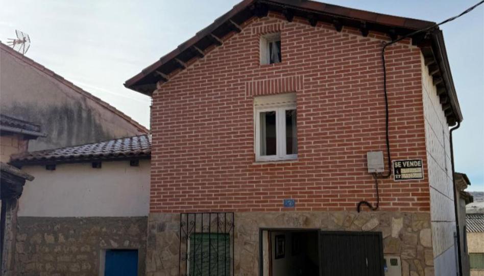 Country house for sale in Calle la Iglesia, 2, Revilla Vallejera, Burgos - image 1 Photo 1 of Country house for sale in Calle la Iglesia, 2, Revilla Vallejera, Burgos