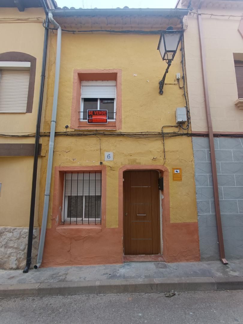 Exterior view of Single-family semi-detached for sale in Pesquera de Duero  with Parquet flooring, Furnished and Oven