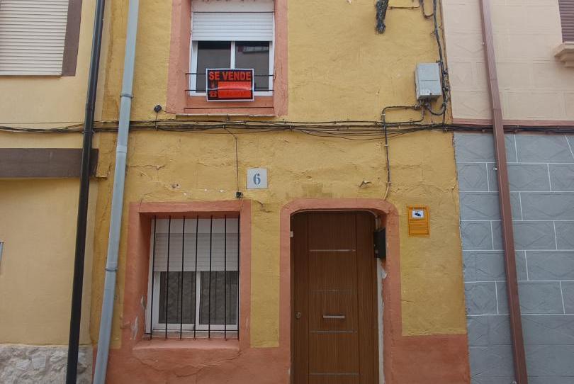 Single-family semi-detached for sale in Plaza Mayor, 4, Pesquera de Duero, Valladolid - image 1 Photo 1 of Single-family semi-detached for sale in Plaza Mayor, 4, Pesquera de Duero, Valladolid