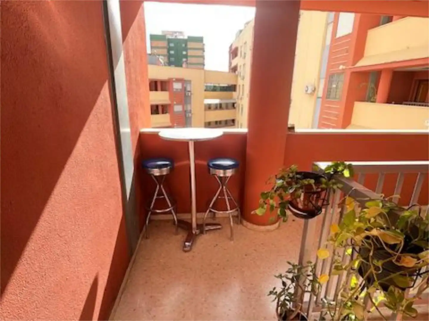 Terraza de Piso en venta en  Sevilla Capital con Aire acondicionado y Piscina