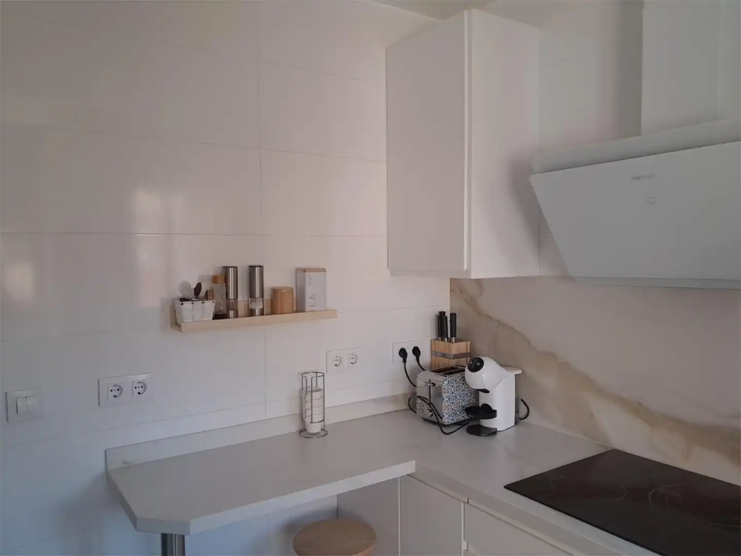 Cocina de Piso en venta en  Sevilla Capital con Aire acondicionado y Piscina