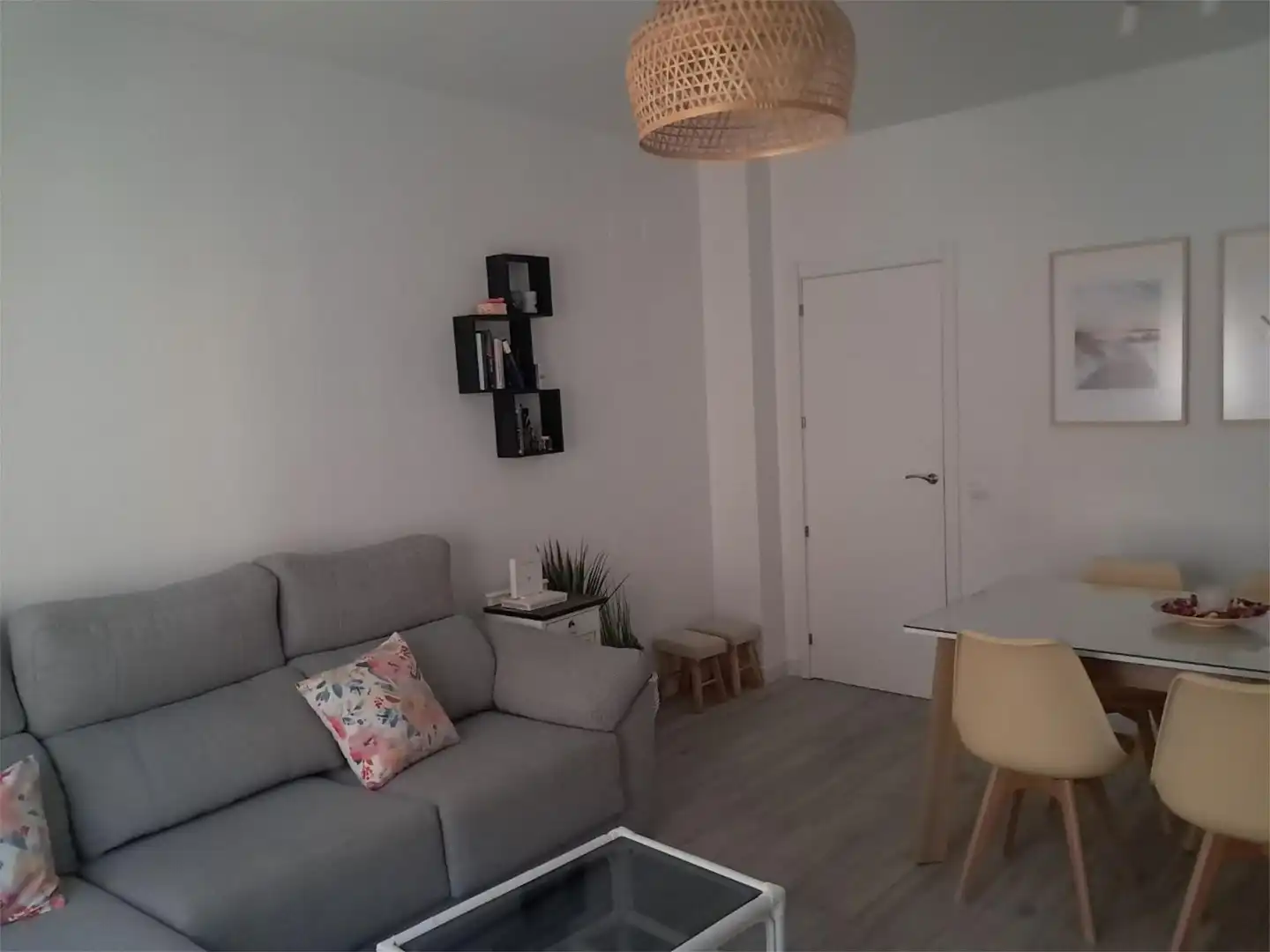 Sala de estar de Piso en venta en  Sevilla Capital con Aire acondicionado y Piscina
