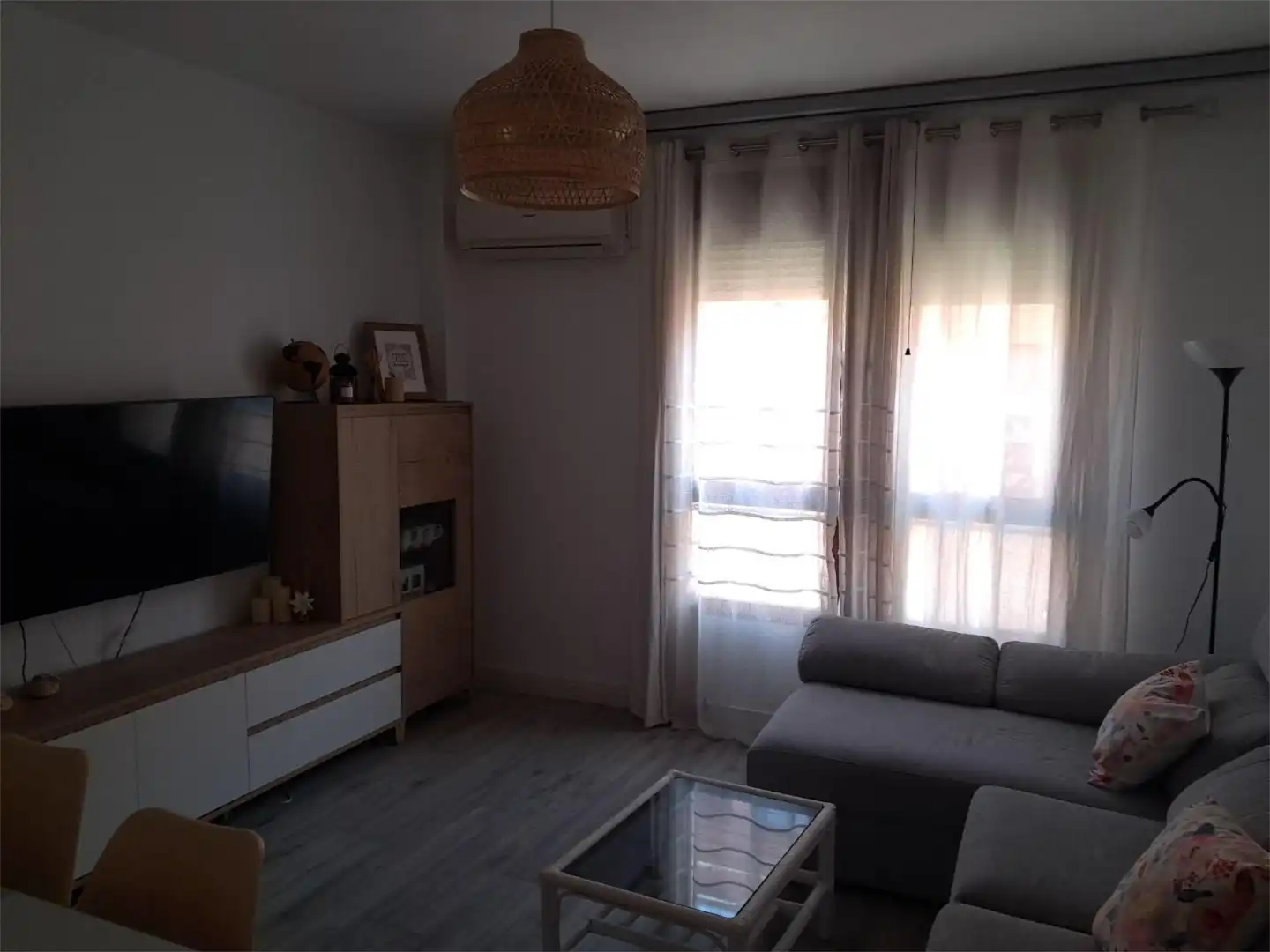 Sala de estar de Piso en venta en  Sevilla Capital con Aire acondicionado y Piscina