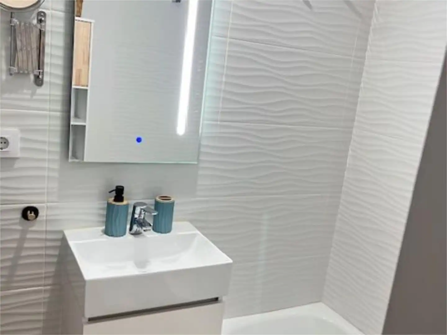 Baño de Piso en venta en  Sevilla Capital con Aire acondicionado y Piscina