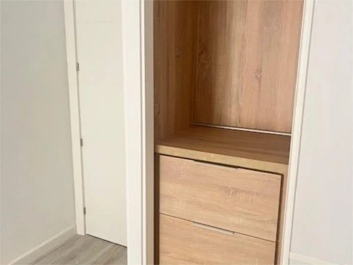 Habitación de Piso en venta en  Sevilla Capital con Aire acondicionado y Piscina