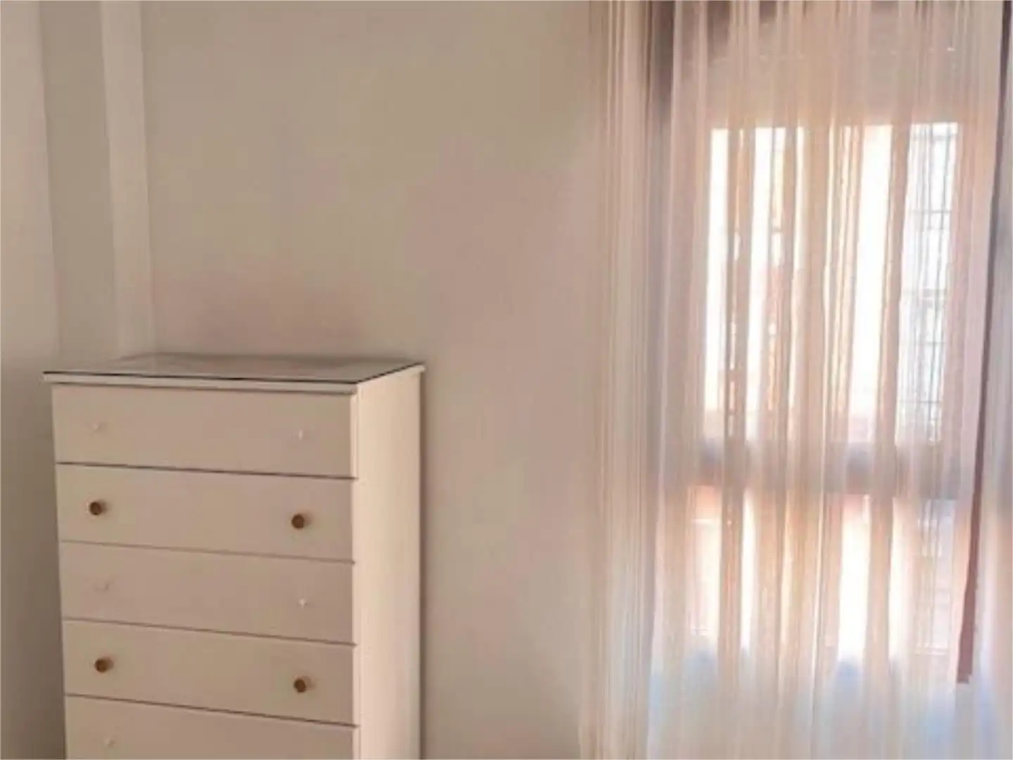 Habitación de Piso en venta en  Sevilla Capital con Aire acondicionado y Piscina