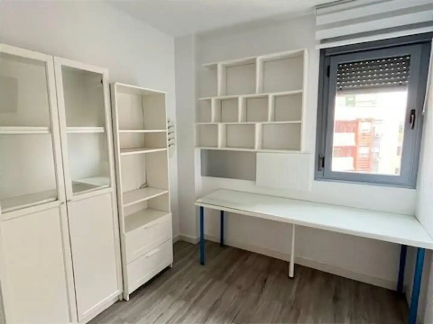 Habitación de Piso en venta en  Sevilla Capital con Aire acondicionado y Piscina