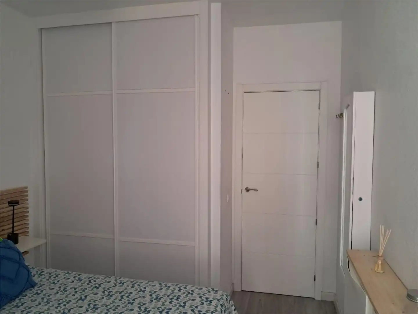 Habitación de Piso en venta en  Sevilla Capital con Aire acondicionado y Piscina