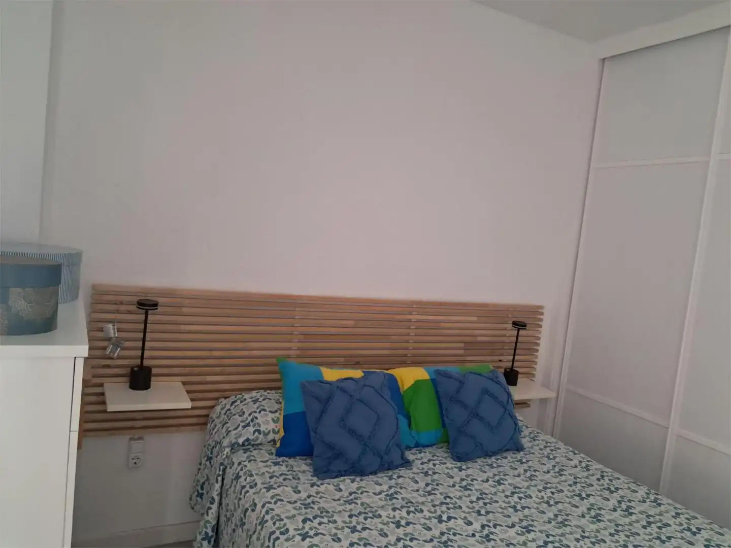 Habitación de Piso en venta en  Sevilla Capital con Aire acondicionado y Piscina