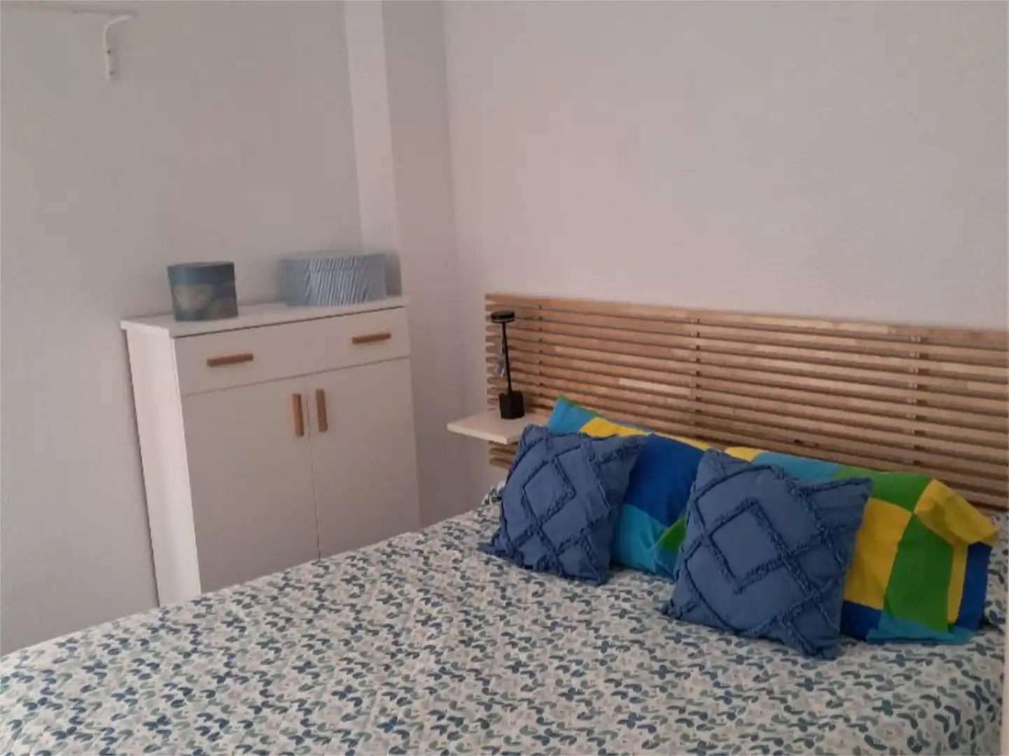 Habitación de Piso en venta en  Sevilla Capital con Aire acondicionado y Piscina