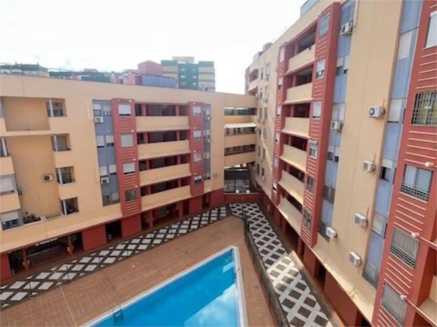 Piscina de Piso en venta en  Sevilla Capital con Aire acondicionado y Piscina