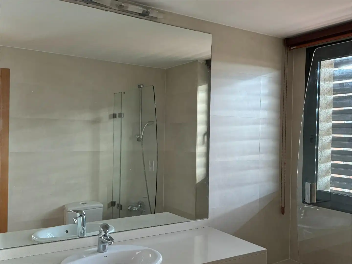 Piso en venta en Carrer de Roc Codó, 37, Volpelleres Baño de Piso en venta en Sant Cugat del Vallès con Aire acondicionado, Terraza y Piscina