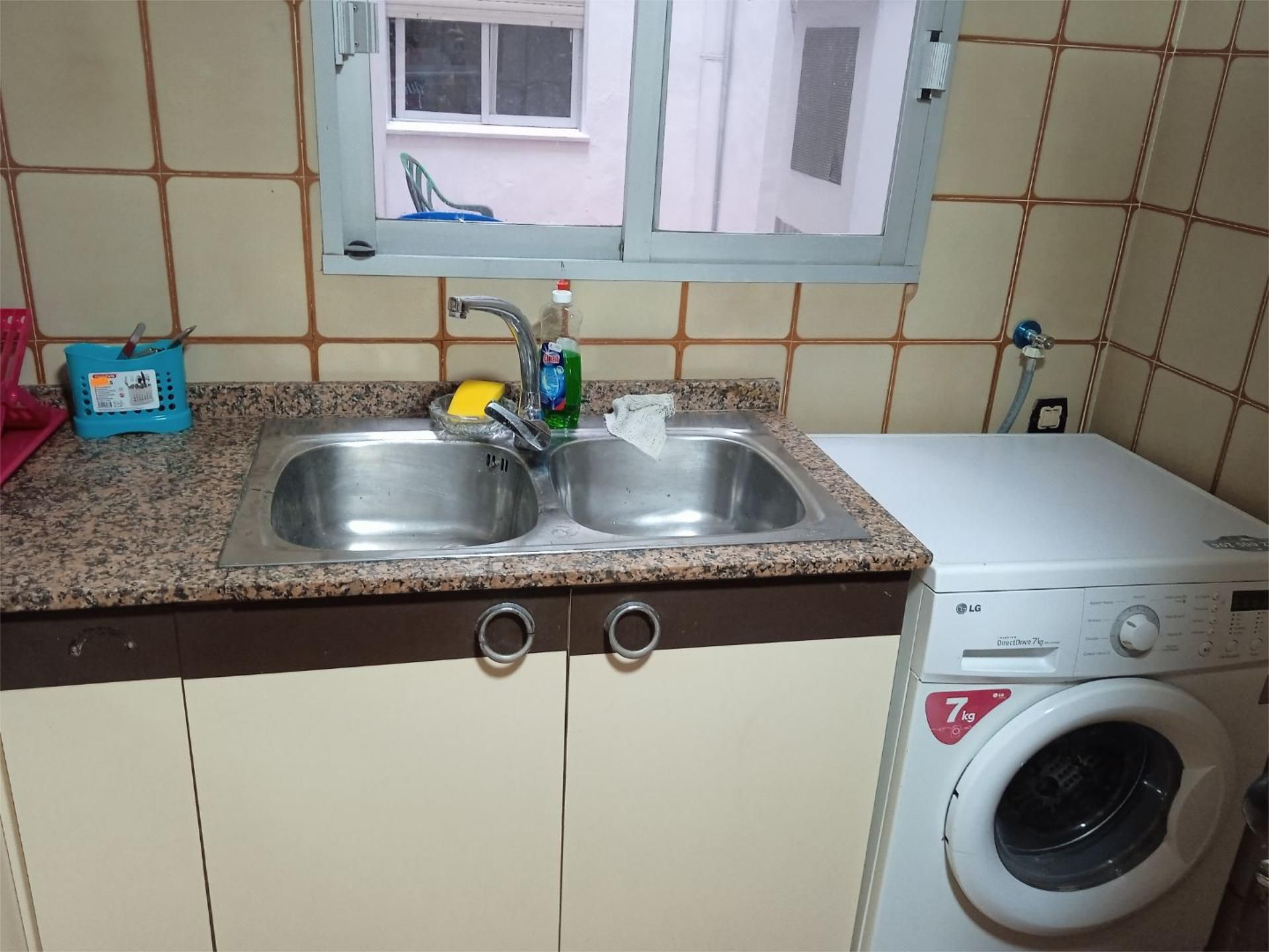 Cuina de Pis per a compartir en La Pobla Llarga amb Aire condicionat, Calefacció i Terrassa