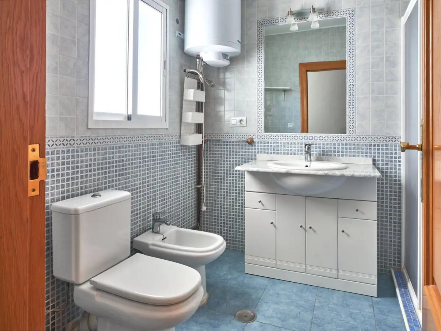 Bathroom of Flat for share in Molina de Segura
