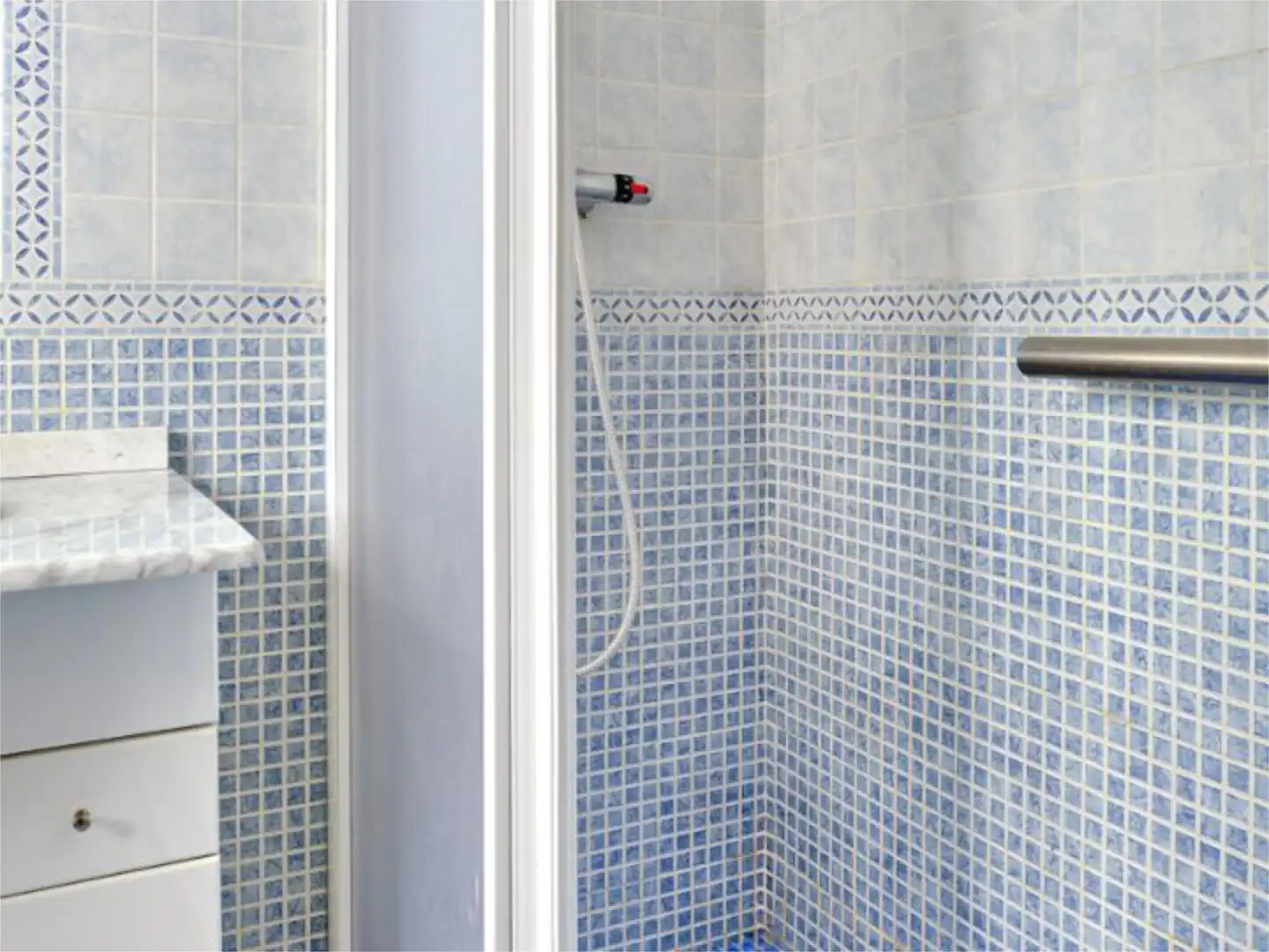 Bathroom of Flat for share in Molina de Segura