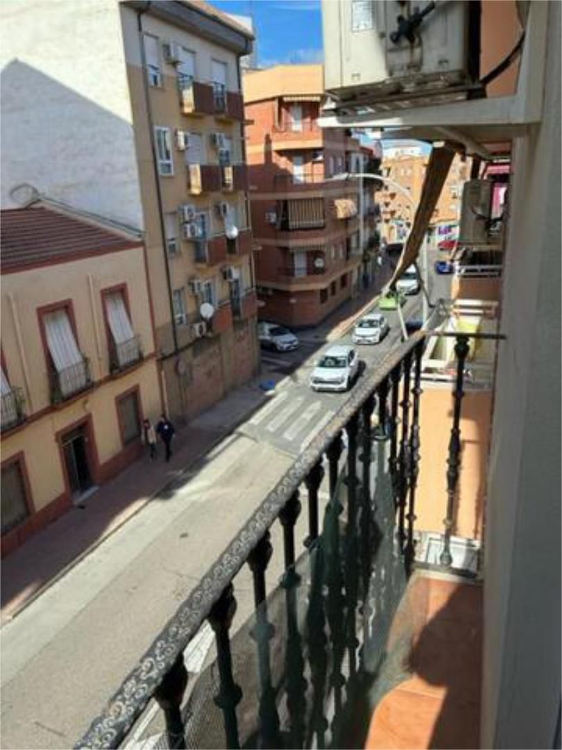 Exterior view of Apartment for sale in Linares