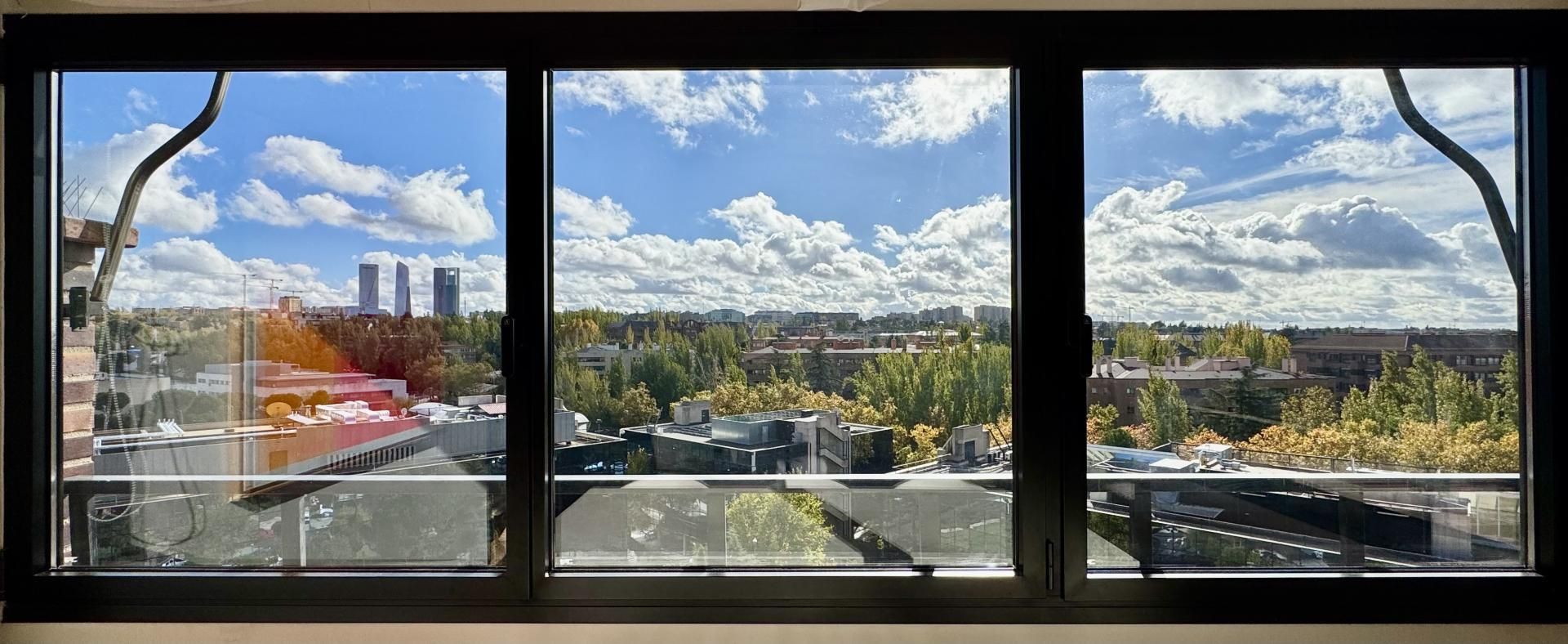 Exterior view of Flat for sale in  Madrid Capital  with Air Conditioner and Swimming Pool