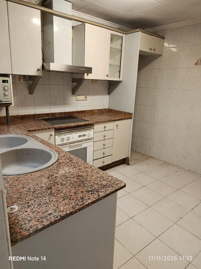 Planta baixa en venda a Carrer Bruns, 28, Xàtiva Cuina de Planta baixa en venda en Xàtiva amb Terrassa, Traster i Moblat