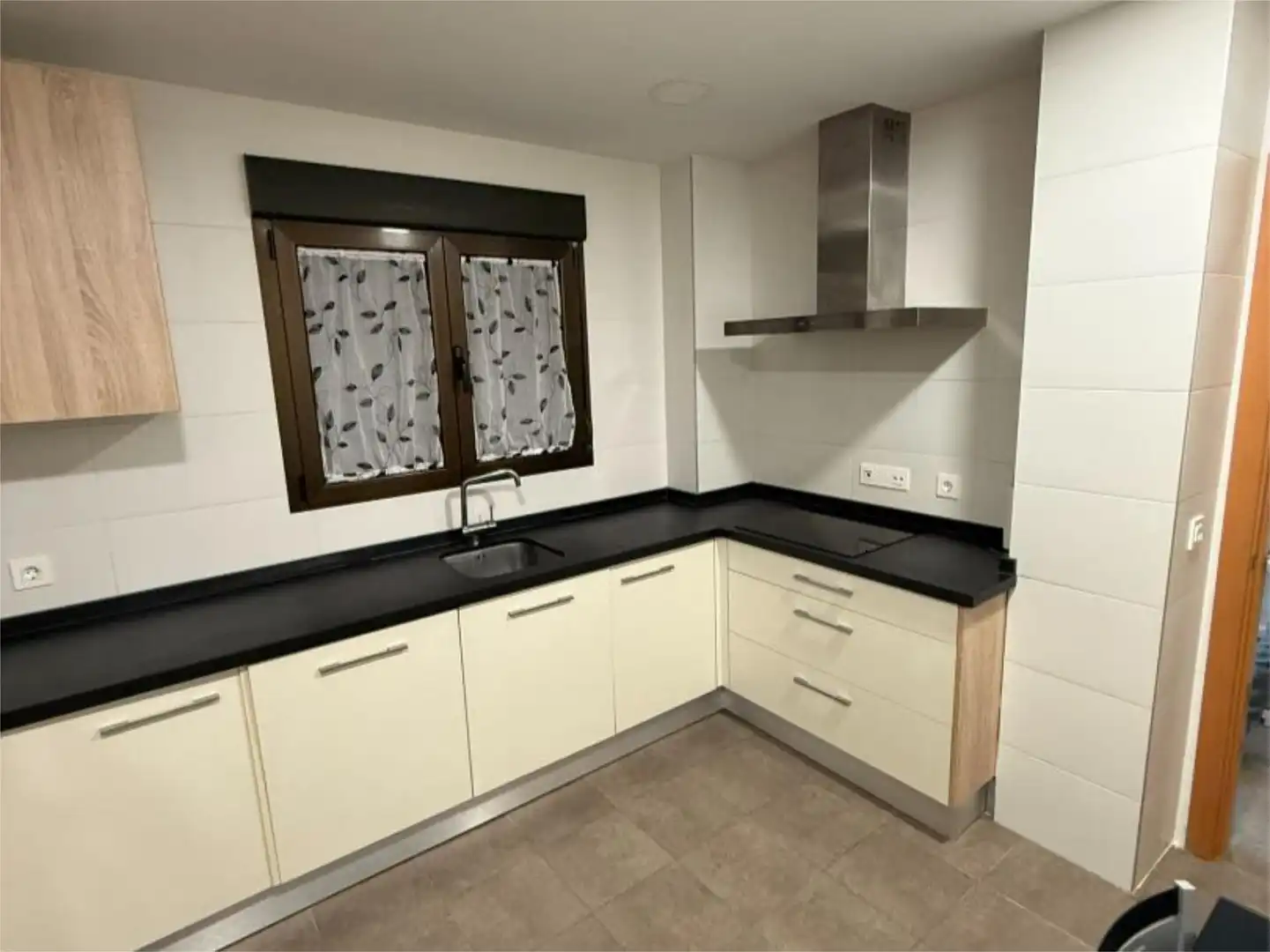 Kitchen of Flat for sale in Tordesillas  with Heating, Private garden and Swimming Pool