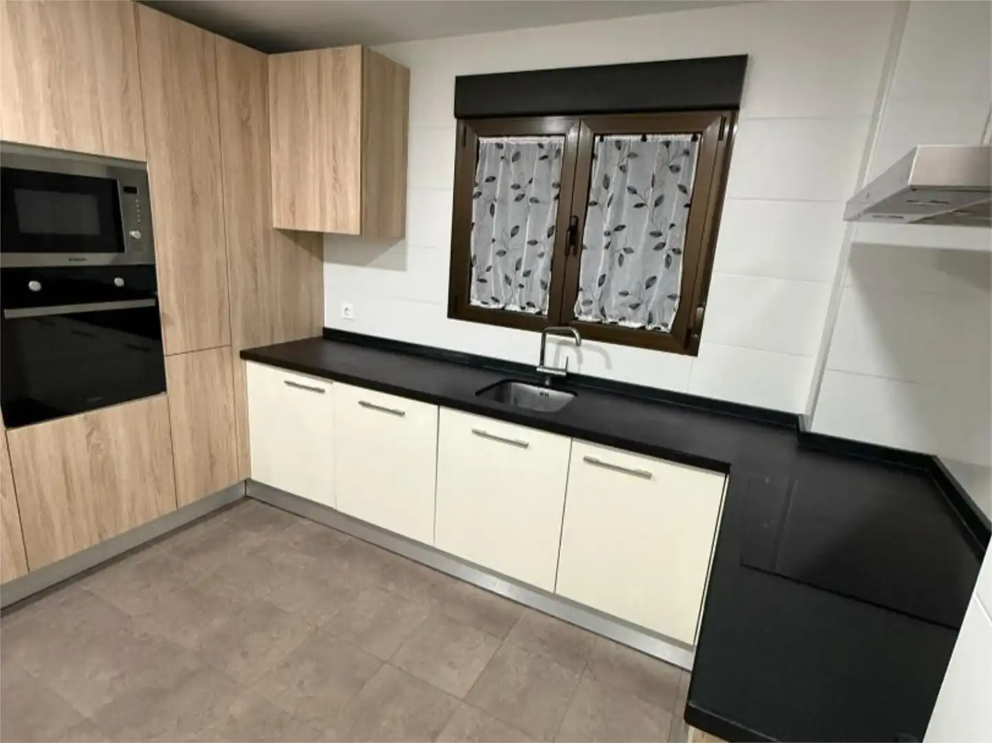 Kitchen of Flat for sale in Tordesillas  with Heating, Private garden and Swimming Pool