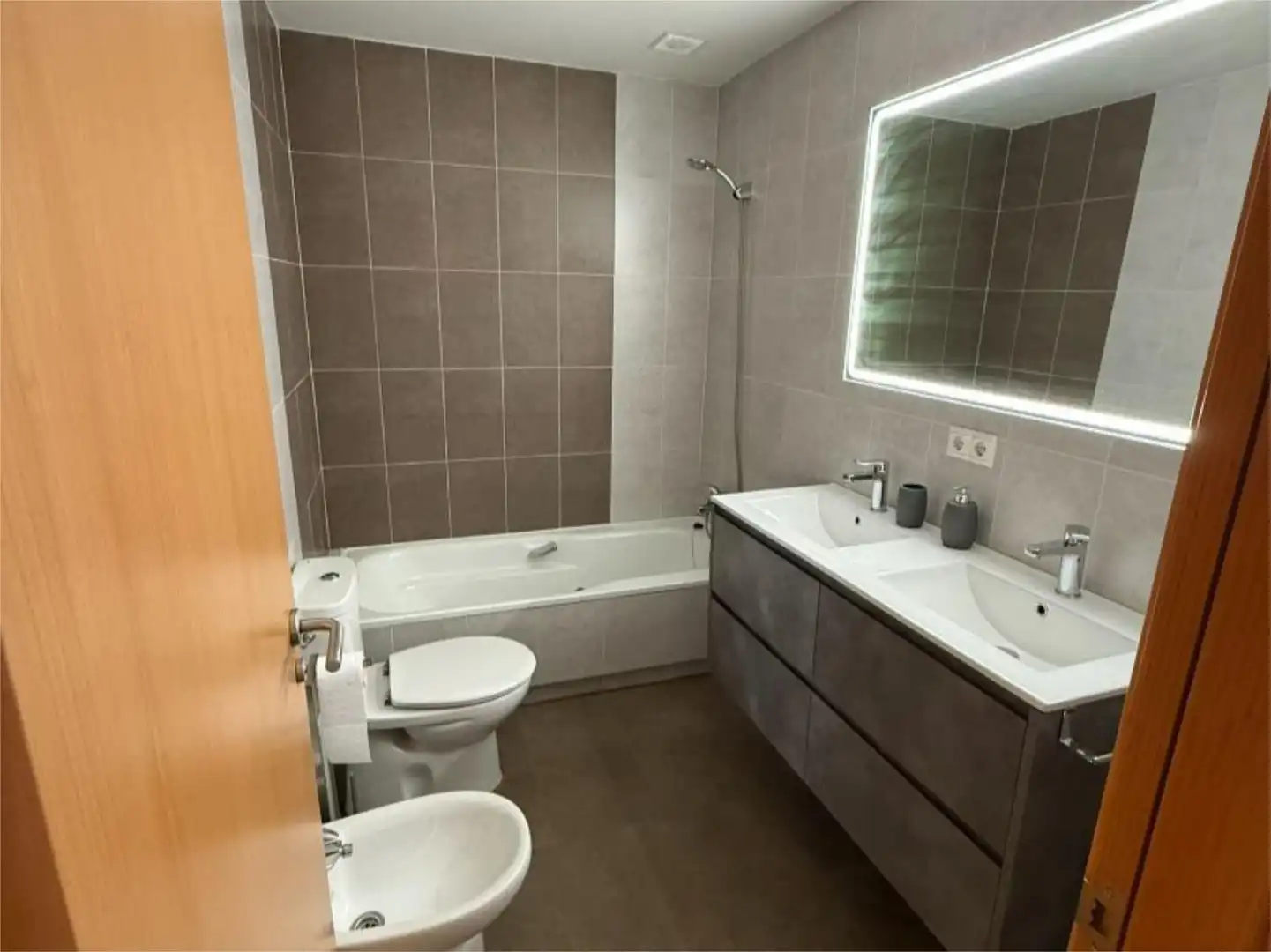 Bathroom of Flat for sale in Tordesillas  with Heating, Private garden and Swimming Pool