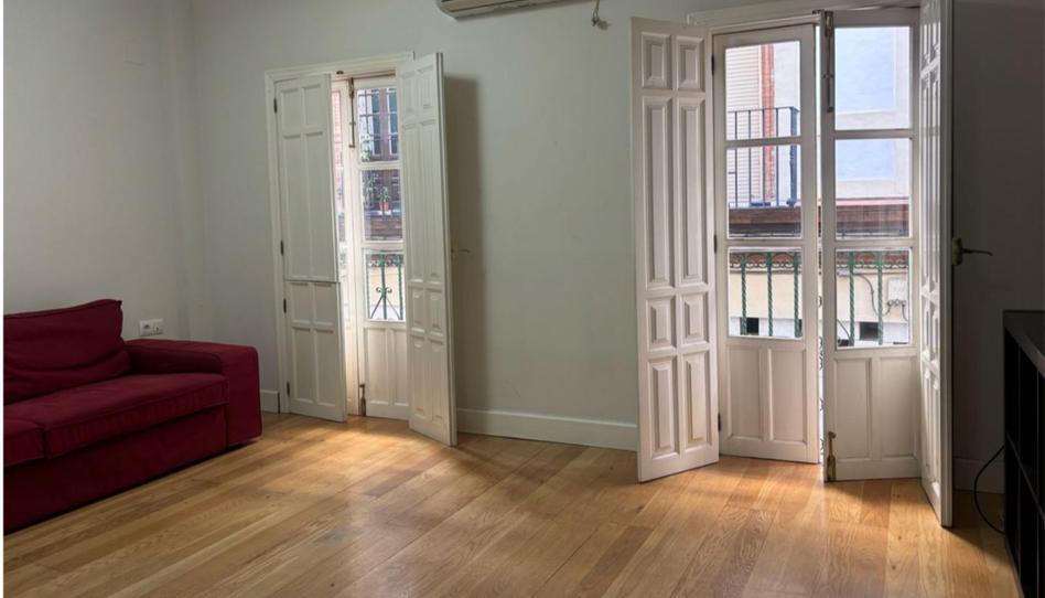 Photo 1 of Flat for sale in Calle Puerta de la Carne, 1, San Bartolomé, Sevilla