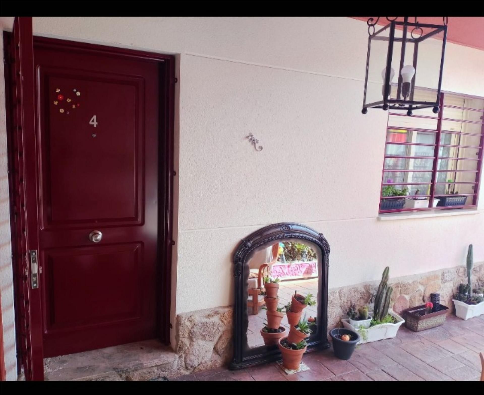 Casa adosada en venda en Lucillos amb Aire condicionat